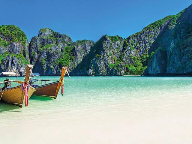 Barcos phi phi island